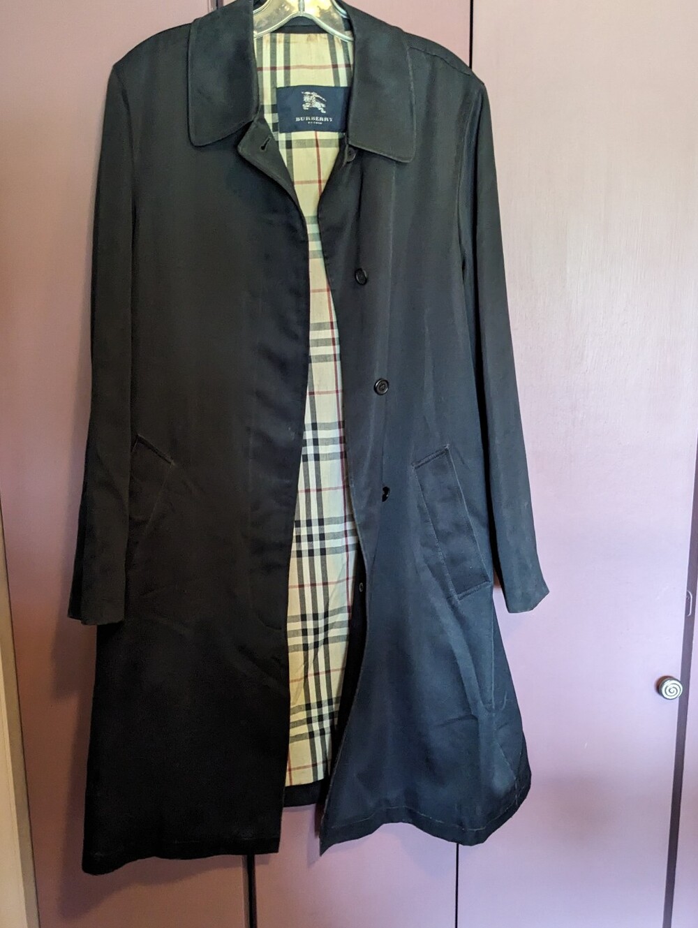 Vintage Burberry Black Trench Coat with Classic Check Lining Sz 8R